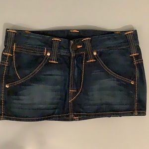True Religion mini jean skirt dark blue sz28